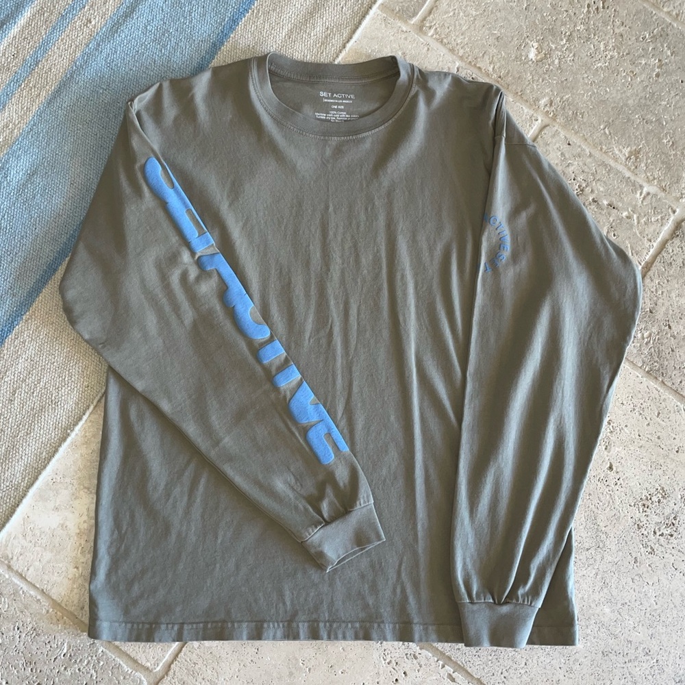Set Active Long Sleeve Boyfriend Tee in Sage